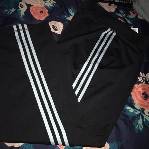 ⭐️ ADIDAS 3-STRIPED STRAIGHT BOTTOM/ TRACK PANT - Picture 5 of 8